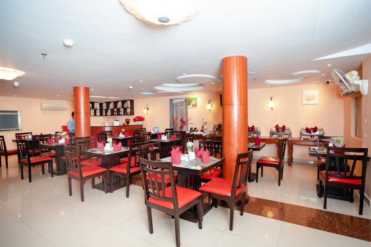 Silver Mounts Hotel Phnom Penh Exterior photo